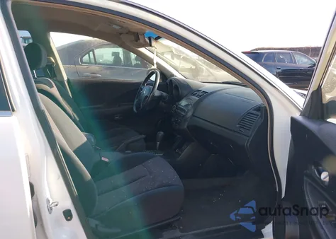 2002 Nissan Altima 2.5 S из США, поврежденный, VIN 1N4AL11D12C175321